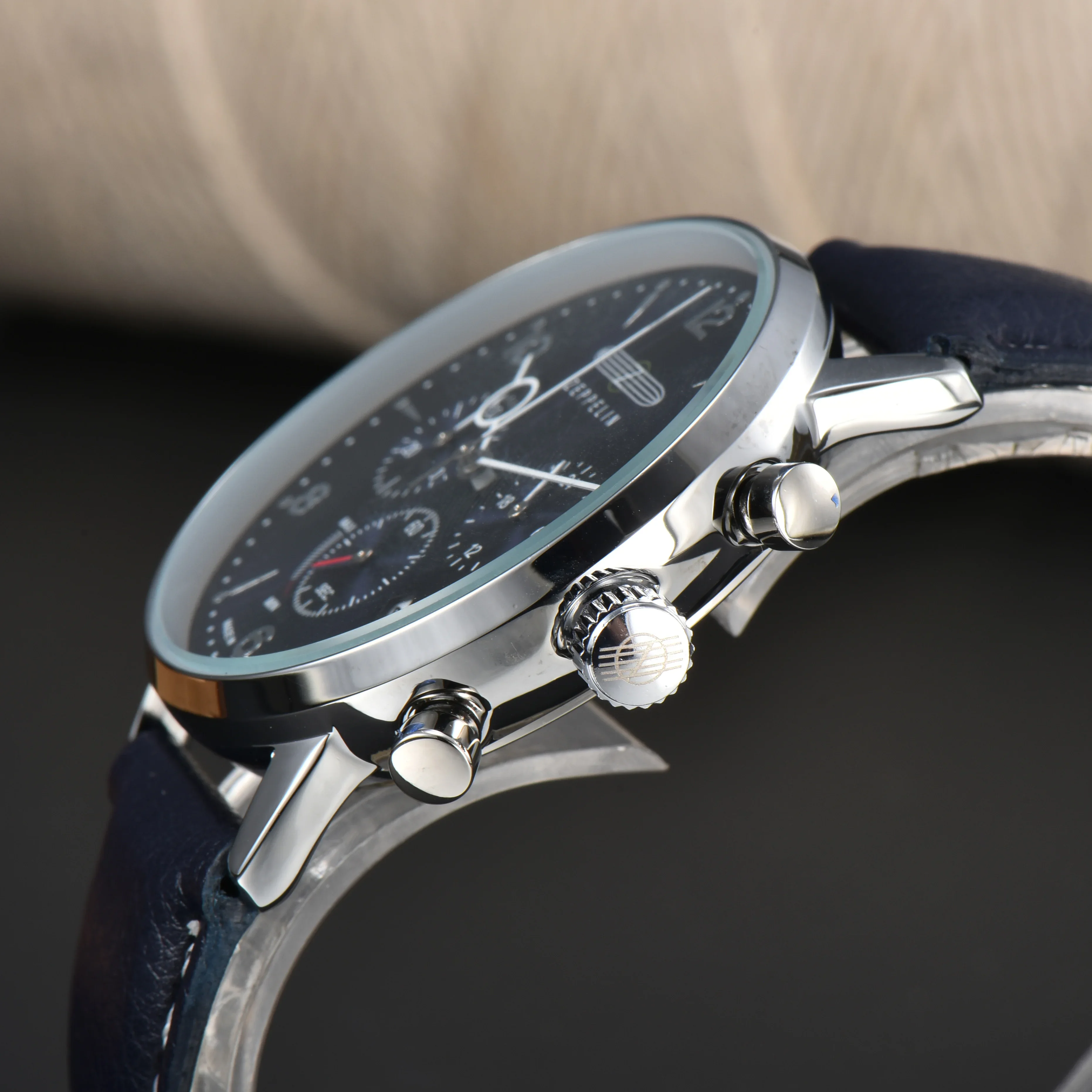 2026 Hindenburg Zeppelin 8086- - Smartwatch Touch recension och pris